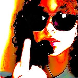 Meet your Posher, Lillian